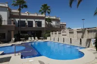 Royal Palace - piscina