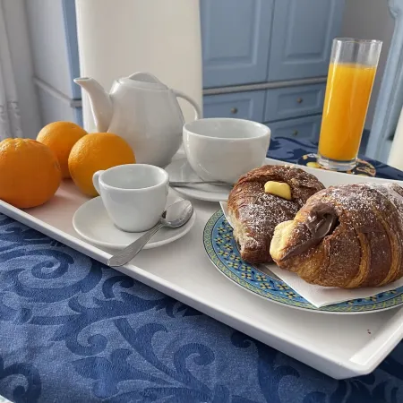 Ambasciata Sorrento Relais Отели рядом с достопримечательностью «Пляж Леонеллис»