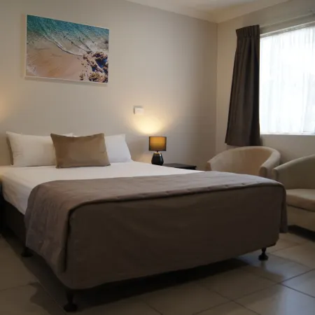 Beachside Motor Inn by Golden Chain