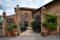 Hotel Vecchia Oliviera Hotels in Montalcino