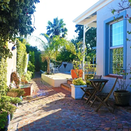 Paradiso Guesthouse & Self-Catering Cottage Отели рядом с достопримечательностью «Пляж Мёйзенберг»