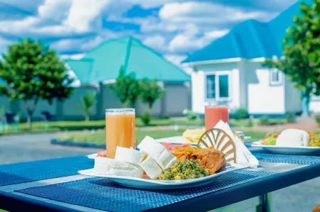 Teranga Lodge and Restaurant