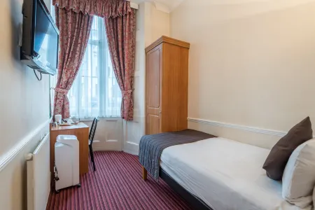 Brunel Hotel