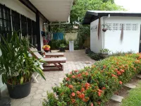 เกสต์เฮาส์ อะมิส โรงแรมใน