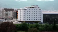 아드라노스 호텔 - 4성급