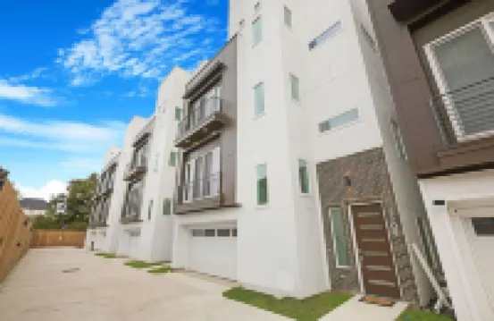 Spacious Houston 3bed3 Bath Family Townhome