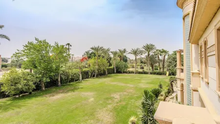 Amazing Golf View Apartments