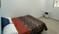 Apartamentos Ronald Hotel dekat Dazzling salon !!!!