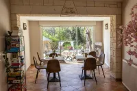 Douceur des Mées Hotels in Les Mees