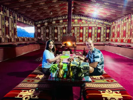 WADI RUMMAGIC NATURE CAMP Отели рядом с достопримечательностью «Bedouin Nomads Adventure»