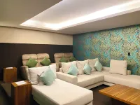 Urban Towers by Andiani Travel