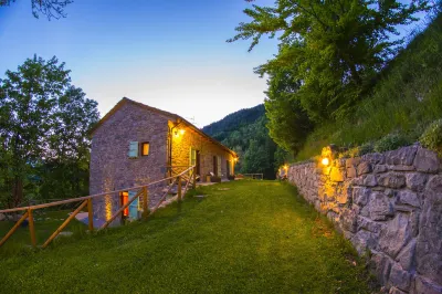 Il Borgo Dei Celti فنادق في Fiumalbo
