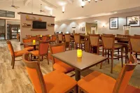 Hampton Inn & Suites El Paso-Airport - breakfast