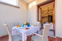 Dimora al Naviglio Hotels in Milano