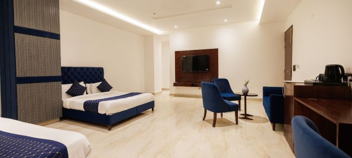 The Eliot Hotel & Banquet Hotels in Noida