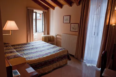 Hotel Bettina Các khách sạn ở Mergozzo