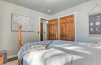 Charming 3-bedroom house with hot tub and WiFi in awesome Cripple Creek