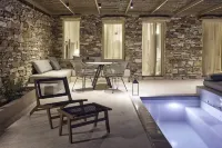 Apsila Pool Suites - Hot Tub