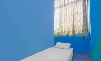 OYO 92248 Kurnia ShangrilaNearNagoya Hill Shopping Mall