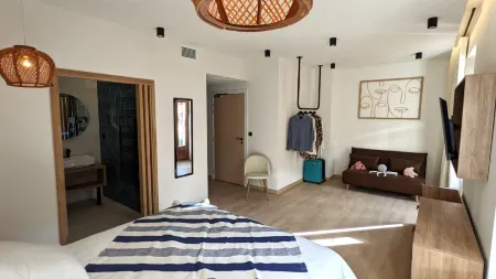 Intense Boutik-Hôtel