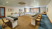 African Sky Hotels - Pine Lake Inn Hoteles en Municipio local de Mbombela