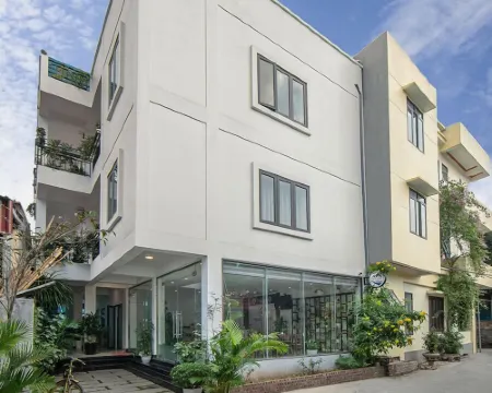 Della Luna Tam Coc Hotels in Hoa Lu District