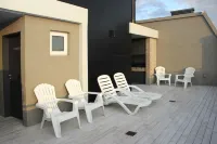 In House BA - le Coq