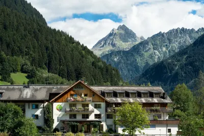 Felbermayer Hotel & AlpineSpa-Montafon Отели рядом с достопримечательностью «Skigebiet Versettla-Gaschurn»