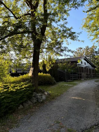 Agriturismo Prisma Отели в г. Dolzago