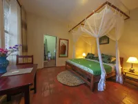 Papyrus Guest House Hotels in Entebbe