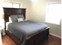 Bison Hall 1, no cleaning fee, 1 block from Harding Hotels near Heritage Inn