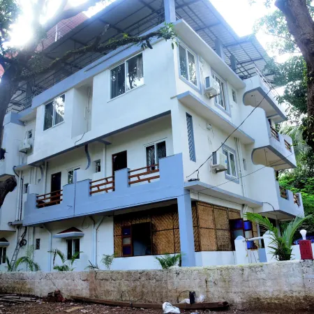 Laxmi Empire Guest House