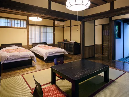 Shinwaen Отели рядом с достопримечательностью «Hotspring Uchimaki»