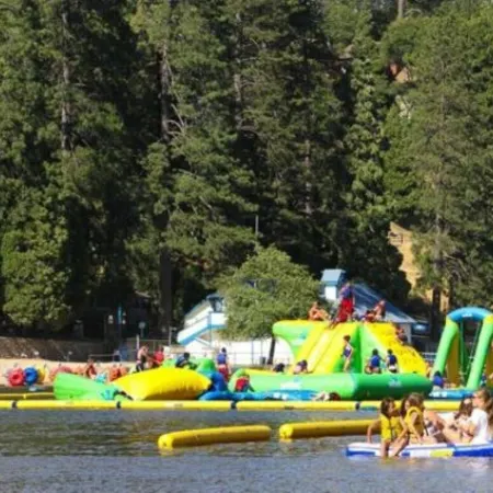 LAKEVIEW CABIN!! AIRCONDITIONED!!  AMPLE PARKING !!