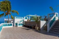 Villa Camila - Oceanfront - 4 guests - pet friendly - at Stella, Rincón