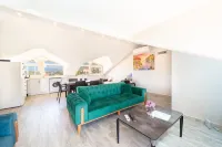 Stunning Suite in Ölüdeniz with Seaview And Pool