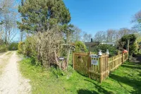 Bungalow in Sint Maartenszee Near Beach