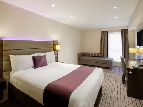 Premier Inn Chichester South (Gate Leisure Park)