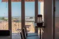 Apartment on the beach overlooking Lálbufera with incredible sunsets!