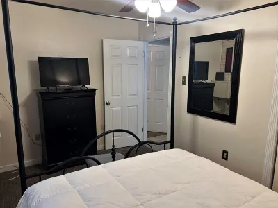 QUIET ESCAPE!! ENTIRE PLACE, Longer stay discounts