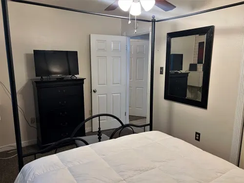 QUIET ESCAPE!! ENTIRE PLACE, Longer stay discounts