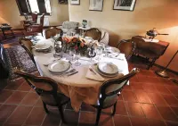 Villa with pool in civita di bagnoregio OFFER FIRST 10 DAYS MONTH OF AUGUST Hotels in Bagnoregio