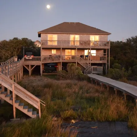 SOUND FRONT!, Kite-In/Out! Sunsets! Dock!