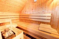 Historic country home with Sauna, free Wifi and parking