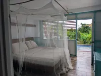 Black Pearl Estate. Unique Caribbean home Hotels in La Feuillet