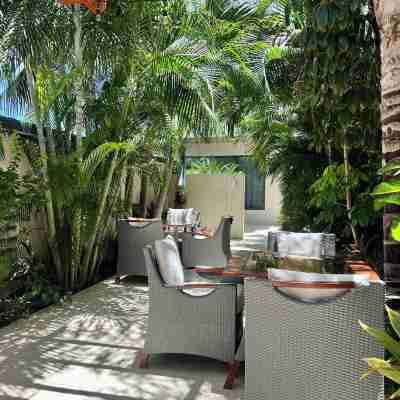 Luxurious Condo 2BR/2BTH with 2 Private Balconies Hotel Exterior