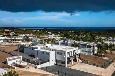 Parguera Paradise, Luxury Modern Beach House! Hotels near Cayo Caracoles