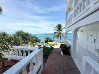 Caribbean Rhapsody Villa, Oceanfront Island Harbour Anguilla!! Hotels in Island Harbour