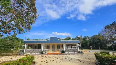 La Hacienda Beach House with Pool Near Rincón-Beach Front ...Only 1 Minute Walk!