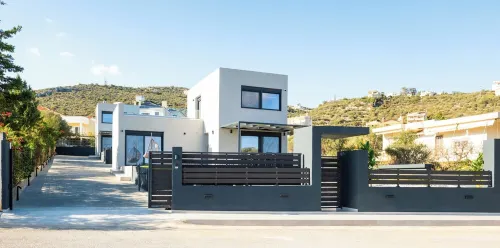Moderene Villa mit Meerblick Mit Grosser Terasse und Balkon Neubau Hotels in Euboea